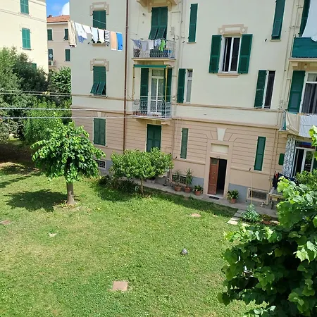 La Casa Dei Giganti * ラ・スペツィア
